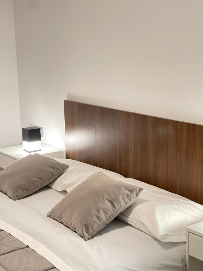 Smart Silver Apartment Central بيرغامو المظهر الخارجي الصورة