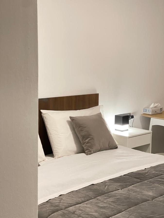 Smart Silver Apartment Central بيرغامو المظهر الخارجي الصورة